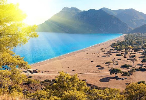 TAKSIM PLATZ MIETWAGEN PREMIUM AUTO MIETE TAKSIM PLATZ LUXUS WIRTSCHAFT MIETWAGEN TAKSIM